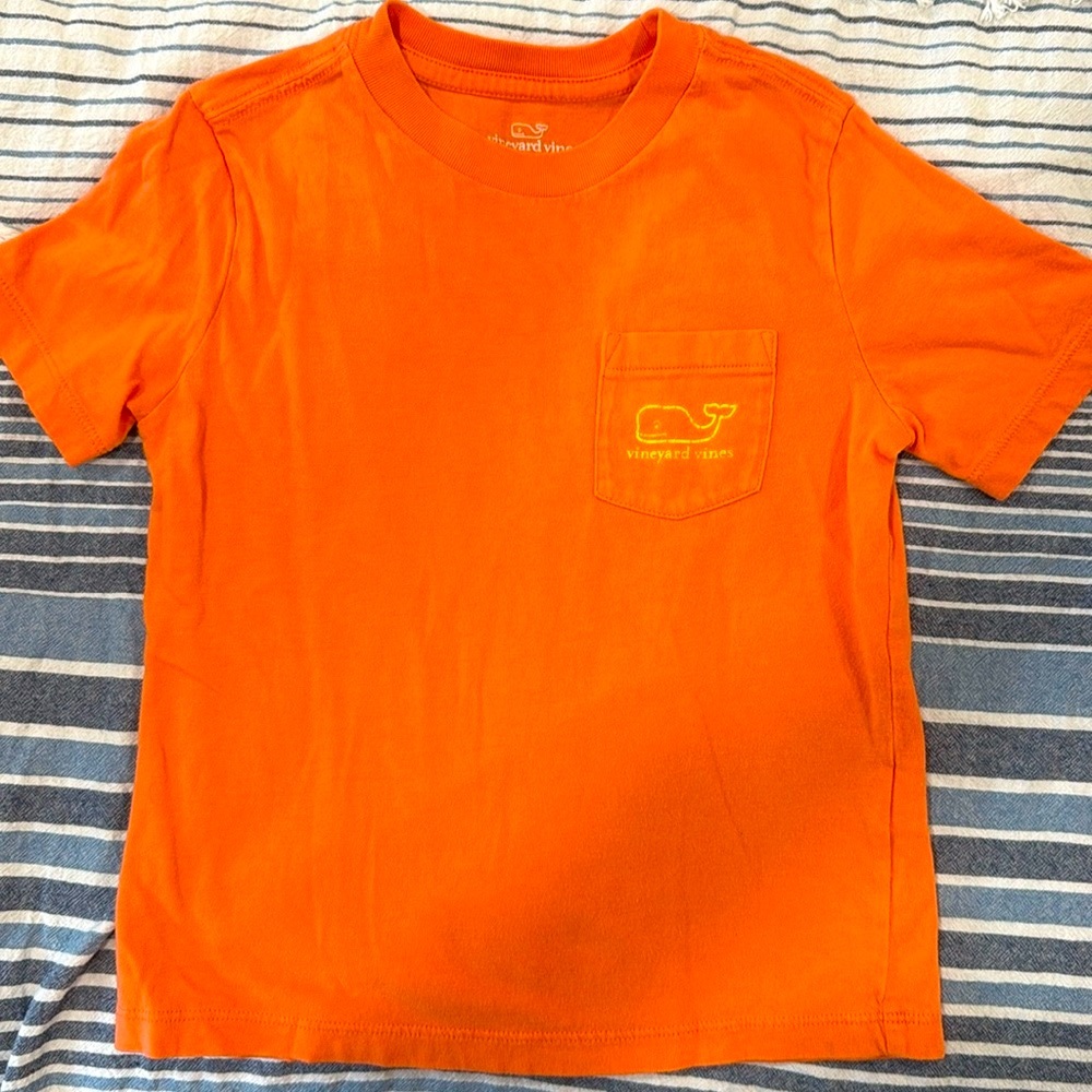 NEW Vineyard Vines Tee Shirt